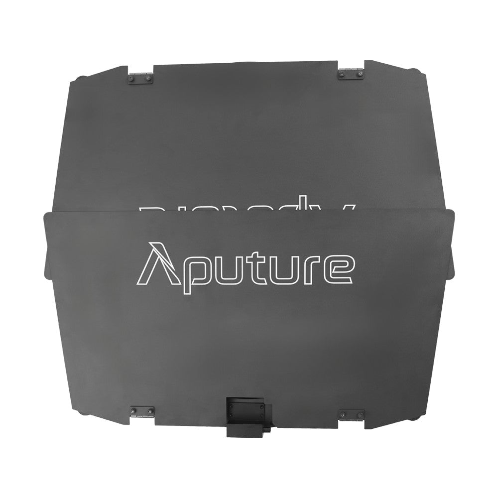 Моторизиран френел Aputure Storm CF16 с куфар с колелца