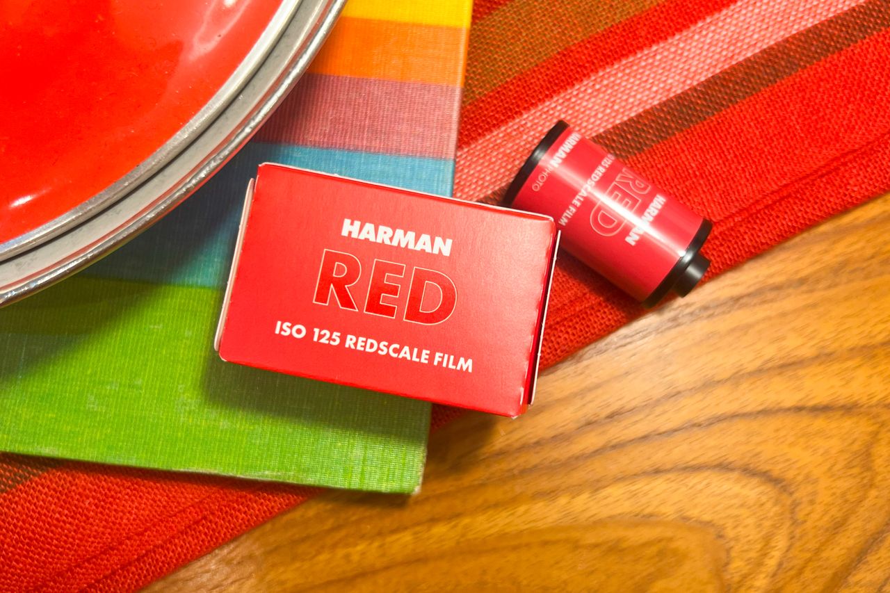 Harman Photo  Harman Red ISO 125-36 film