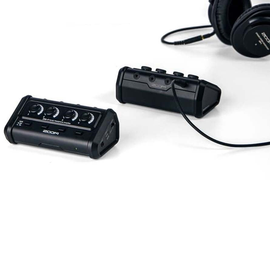 Слушалков усилвател Zoom ZHA-4