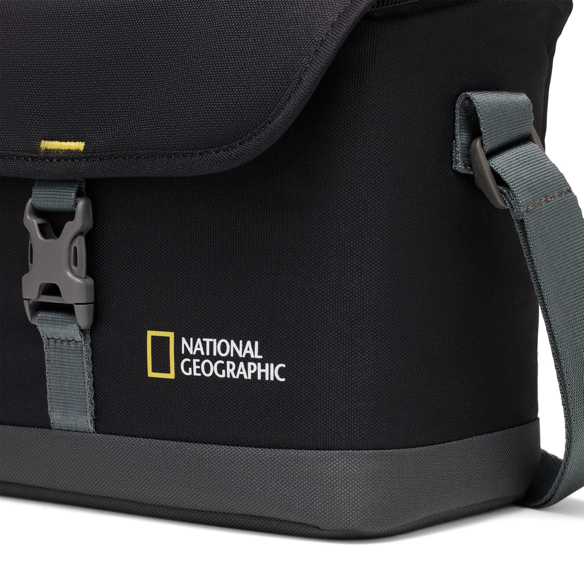 Чанта National Geographic E2 2370 Medium - за носене на рамо
