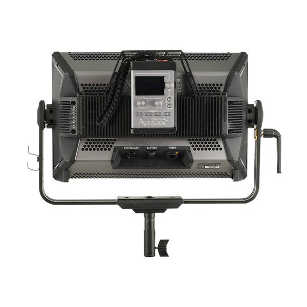 Диоден RGBWW панел Aputure Nova P300c с куфар