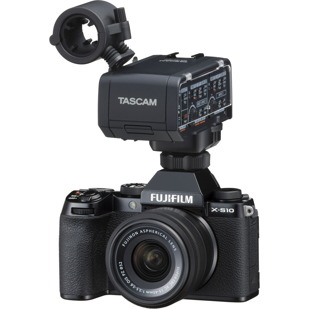 Аудио XLR адаптер Tascam CA-XLR2d-F за с краче за фотоапарати Fujifilm