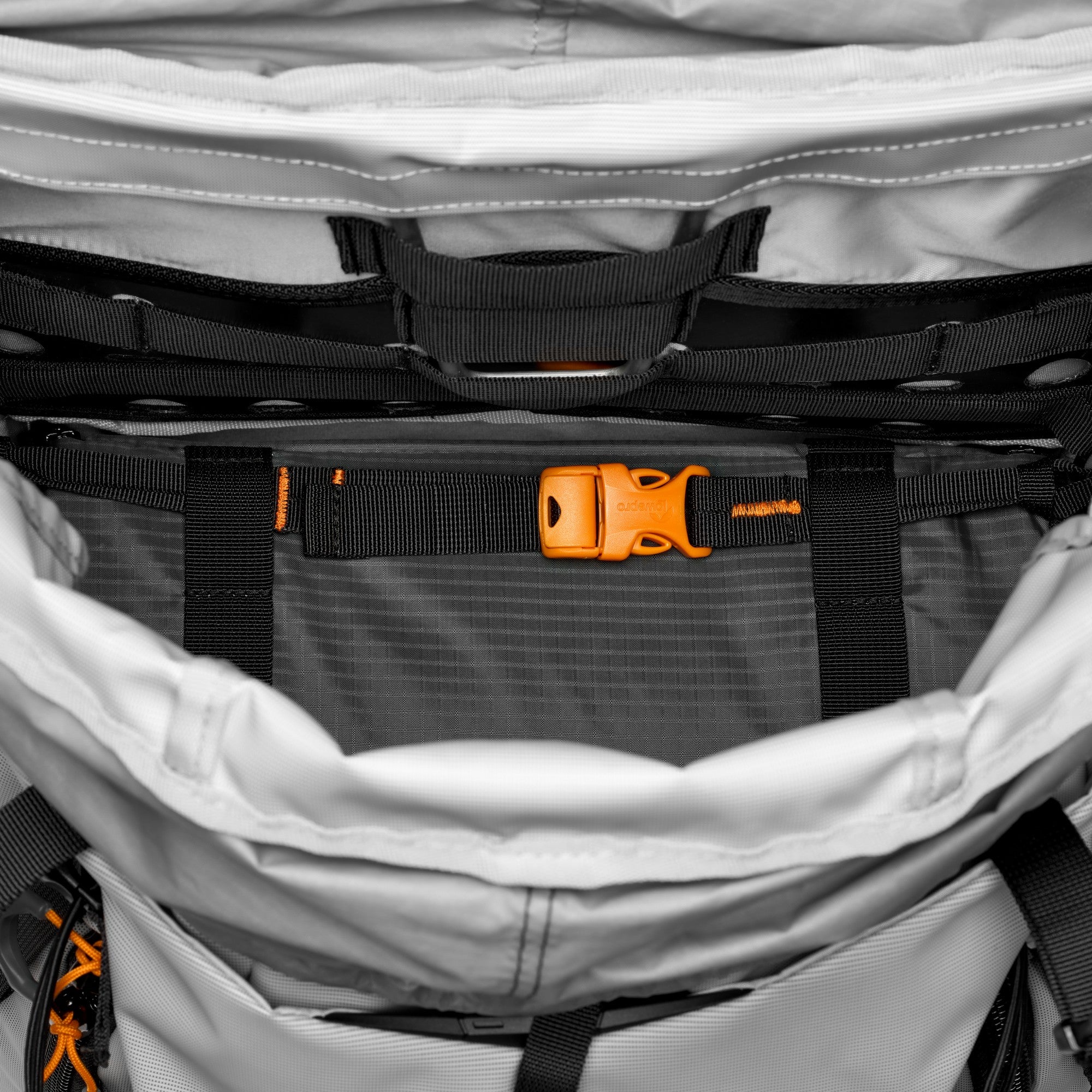 Раница Lowepro PhotoSport PRO 70L AW III (M-L) - Сив