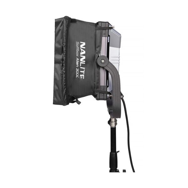 Диоден панел Nanlite Alien 300C RGBWW