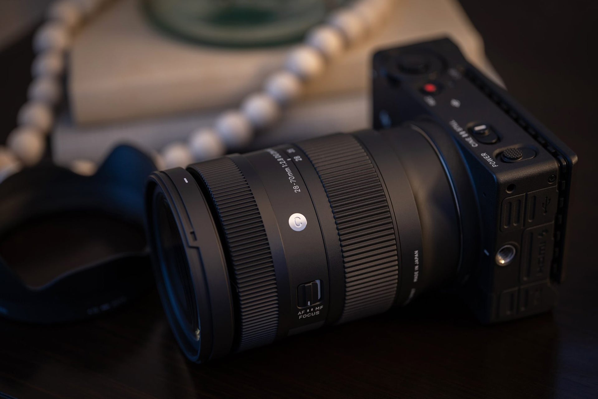 Sigma AF Sigma 28-70mm f2.8 DG DN Contemporary Lens for L-Mount