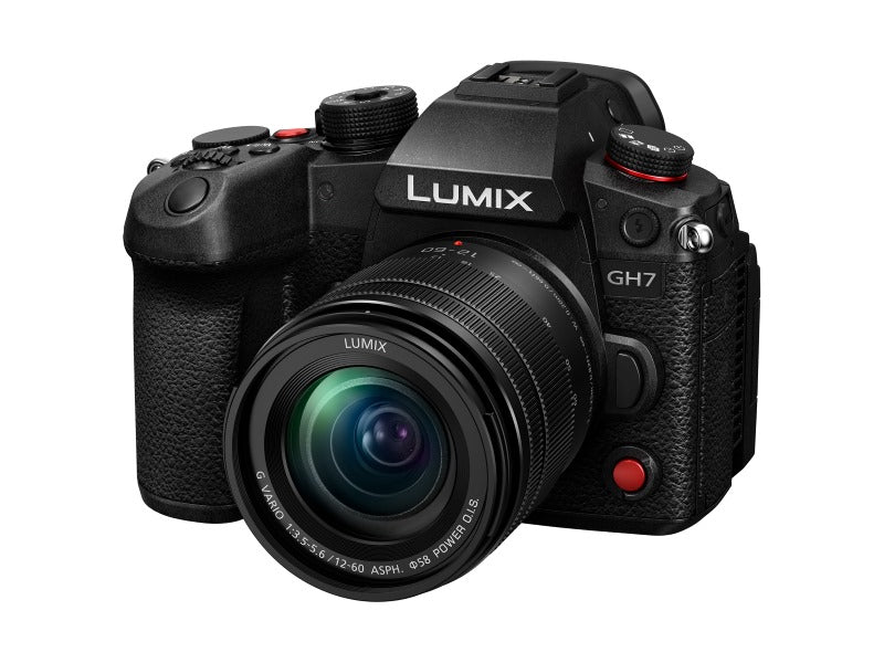 Фотоапарат Panasonic Lumix GH7 с обектив Lumix 12-60mm f3.5-5.6